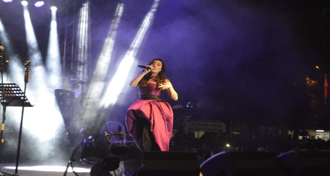 Kütahya Tavşanlı’da Burcu Güneş rüzgarı