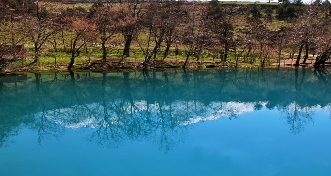 Sıcaktan bunalanlar kanyon ve şelalelere akın ediyor