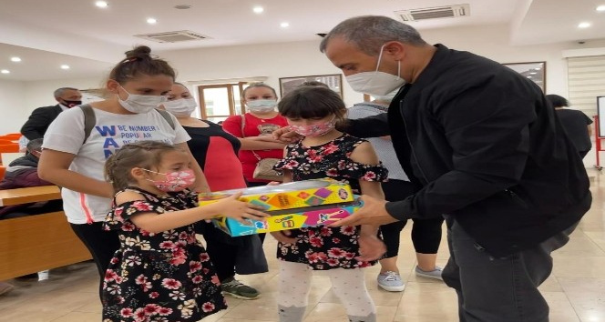 Vali Sonel: "Kapımız herkese açık"