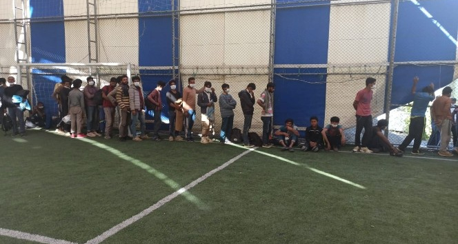 Bitlis’te ilk 8 ayda 4 bin 96 göçmen yakalandı