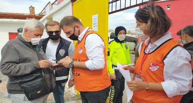 Aşı olmayan taraftarlar stadyuma giremedi