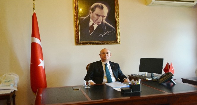 Ayvalık’ın yeni Kaymakamı Hasan Yaman göreve başladı