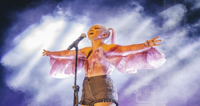 Salihli’de Ece Seçkin rüzgarı