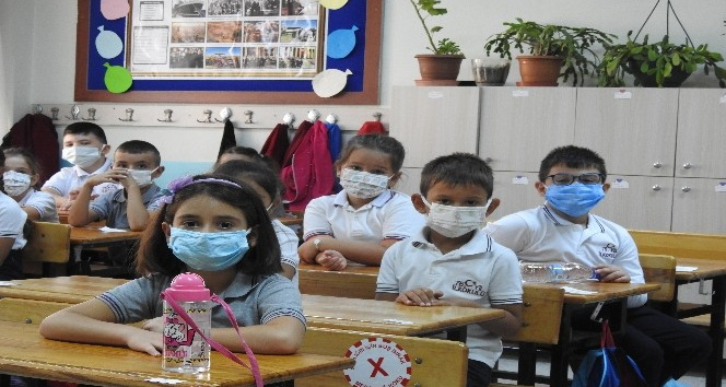 Öğrenci ve velilerde yüz yüze eğitim heyecanı