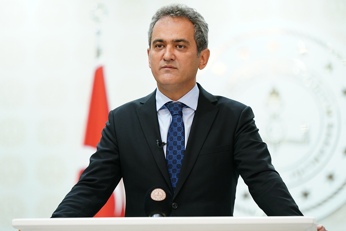Milli Eğitim Bakanı Mahmut Özer&#039;den Meslek Kanun Teklifi açıklaması