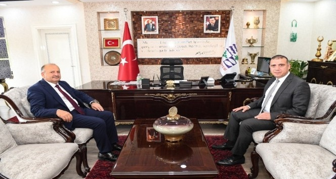 Kaymakam Güney’den, Başkan Tavlı’ya veda ziyareti
