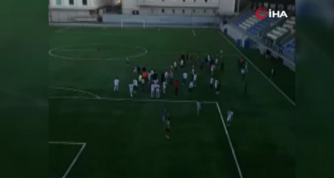 İstanbulda oynanan hazırlık maçında kavga çıktı