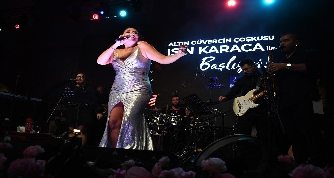 Işın Karaca, "İlk büyük başarımı bu sahnede elde ettim"