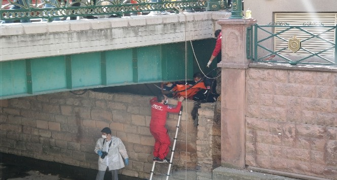 Eskişehir’de köprü altındaki cesedin ’Recep Dayı’ya ait olduğu iddiası