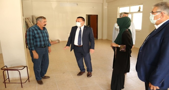 Beyoğlu’ndan Yunus Emre Mahallesine taziye ve toplantı salonu müjdesi