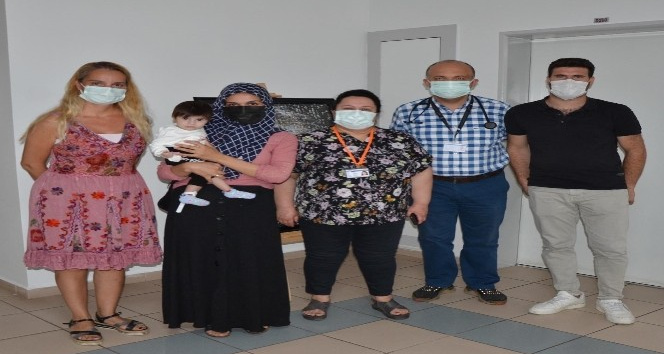 ADÜ’de sağlığına kavuşan Bahar bebek artık rahatça nefes alabilecek