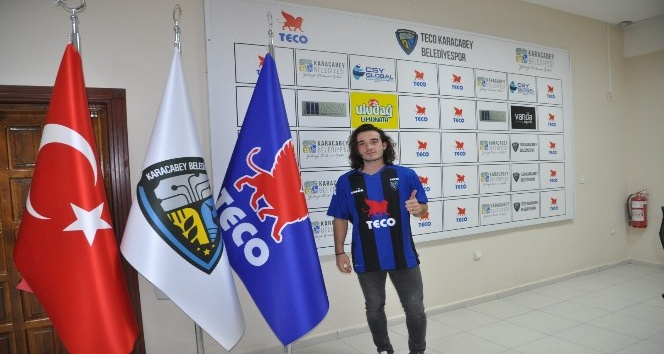 Zeynullah Türkay ve Efe Mustafa Çetin Karacabey Belediyespor’da