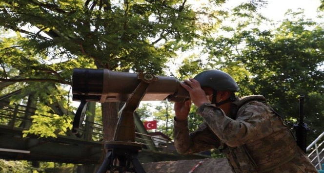 FETÖ’cüler Yunanistan’a kaçmaya çalışırken Edirne’de yakalandı