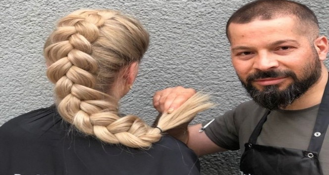 “Kadınların 2022’de soğuk renklerden vazgeçmesi bekleniyor”