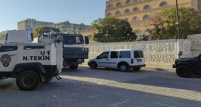 Mardin’de otogarda taşlı sopalı kavga: 2 yaralı