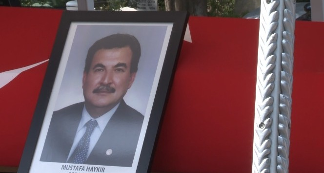 Eski MHP’li Mustafa Haykır son yolculuğuna uğurlandı