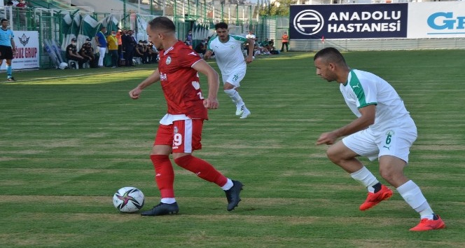 TFF 2. Lig: Serik Belediyespor - Sivas Belediyespor : 0 - 3