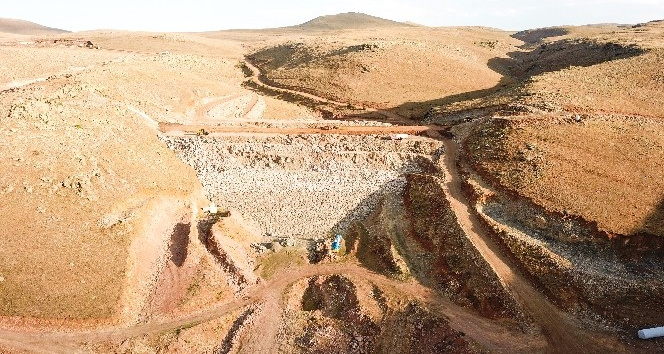 Erzurum Köşk Barajı’nda çalışmalar aralıksız devam ediyor