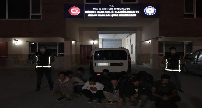 Van polisi 1 haftada 299 kaçak göçmen yakaladı