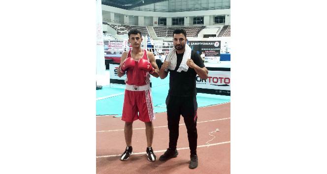 Diyarbakırlı sporcu boksta Türkiye üçüncülüğü elde etti