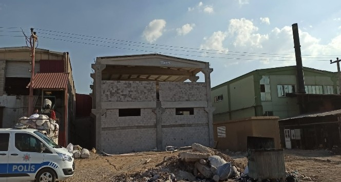 Elektrik akımına kapılan işçi hayatını kaybetti