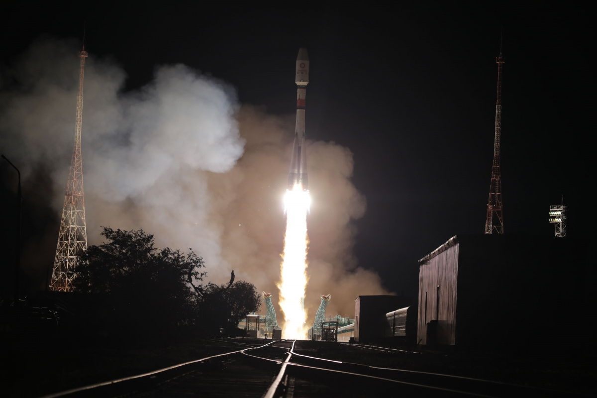Rusya, OneWeb&#039;in 34 uydusunu daha uzaya gönderdi