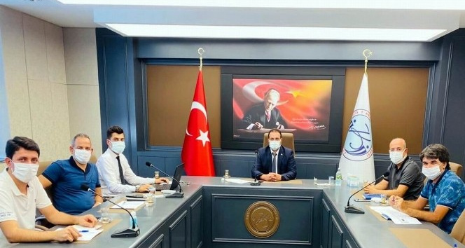 7 Aralık Üniversitesi’nde  2021 stratejisi belirlendi