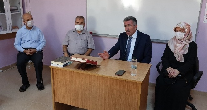 Kahramanmaraş Müftüsü Tekin: "Aşı olmak farz-ı ayndır”