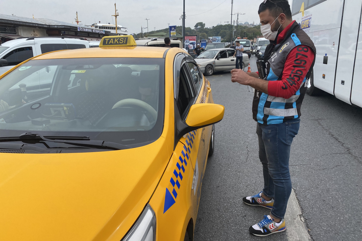 Eminönü’nde taksicilere ceza yağdı