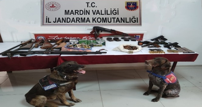 Mardin’de firari şüpheliler jandarmanın takibi ile yakalandı