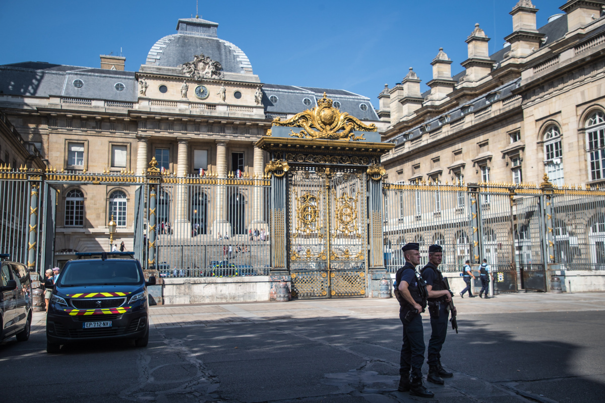 Fransa&#039;daki 2015 terör saldırılarının baş şüphelisi Abdeslam saldırıları açıkça üstlendi
