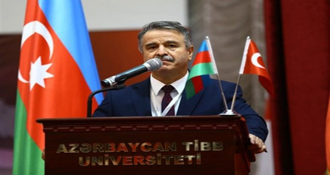 Rektör Elmacı, Azerbaycan’daki 3. Uluslararası Turaz Akademi Kongresine katıldı