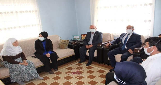 Kaymakam Özay’dan şehit ailesine ziyaret