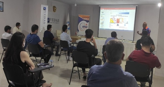 VEDAŞ personeline afet farkındalık eğitimi verildi