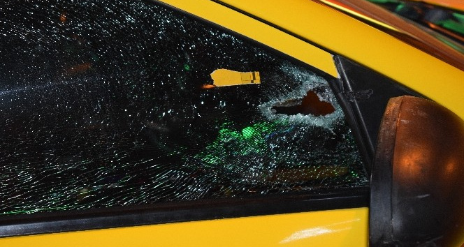 Malatya’da ticari araç içerisinde silahlı saldırıya uğrayan şahıs yaralandı