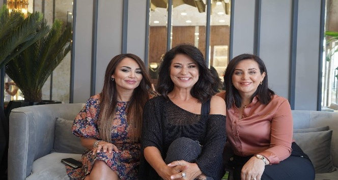 İclal Aydın güzelleşmek için 345 kilometre yol kat etti