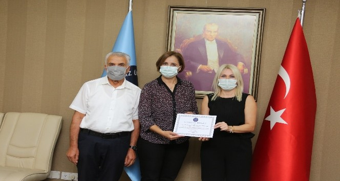 Rektör Özkan’dan TÜBİTAK’tan destek alan öğretim üyelerine teşekkür belgesi