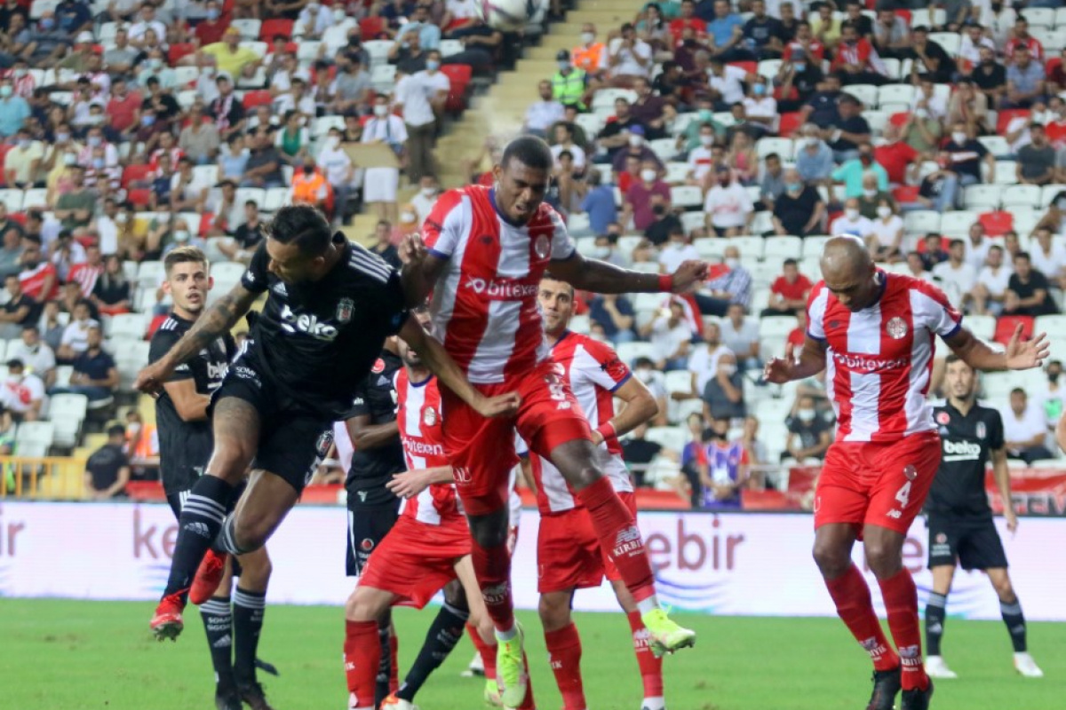 Antalyaspor - Beşiktaş maçından kareler