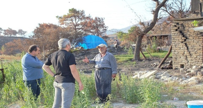 Yangın bölgesinde yaşayan köylülerin ihtiyaçlarını tespit ettiler