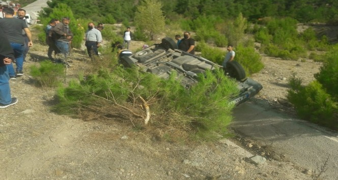 Tokat’ta otomobil su kanalına düştü: 2 yaralı