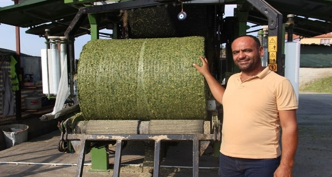 Pandemideki yem açığına karşı silaj paketleme tesisi kurdu