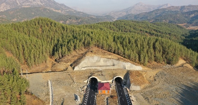 Edebiyat Yolu’ndan günde 23 bin araç geçiyor