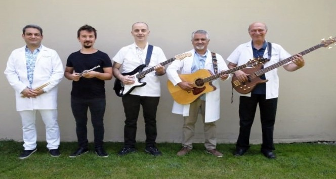 Tamamı hekimlerden oluşan müzik gurubu ilk konserine hazır