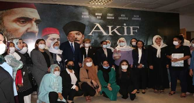 İçişleri Bakanı Süleyman Soylu, Şırnak’ta Akif filminin galasına katıldı