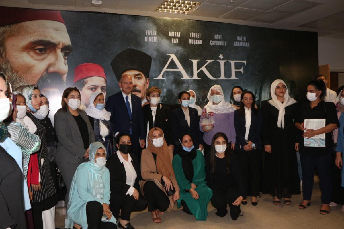 İçişleri Bakanı Süleyman Soylu, Şırnak&#039;ta Akif filminin galasına katıldı