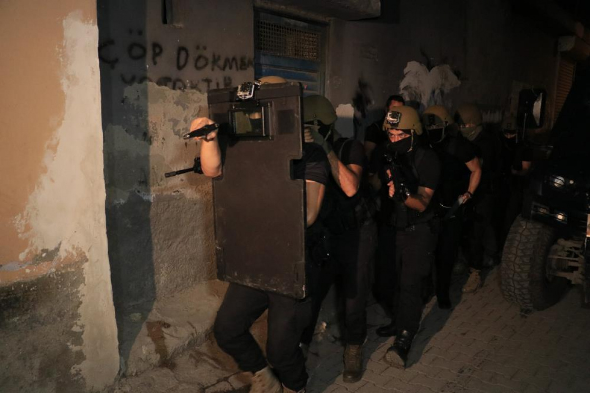 Adana ve İstanbul&#039;da DEAŞ operasyonu: 14 gözaltı kararı