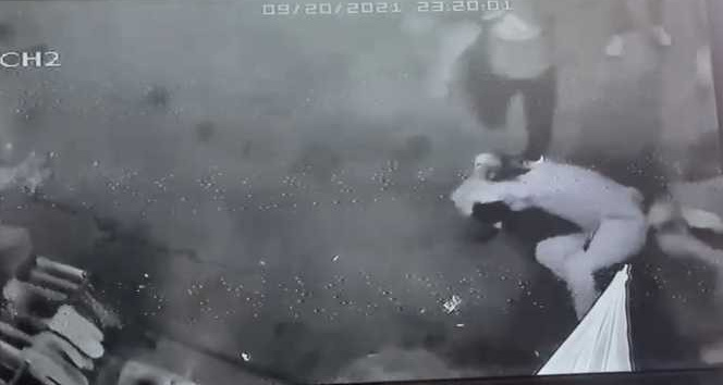 (Özel) Taksim’de Yiğit Marcus Aral’ın öldüresiye dövüldüğü anlar kamerada