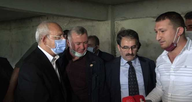 Kılıçdaroğlu’na Rize’de çay üreticileri yerine CHP’li başkanın oğlu bilgi verdi