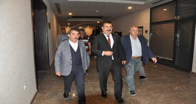 TÜDKİYEB Genel Başkanı Çelik, Karaman’da birlik başkanlarıyla bir araya geldi