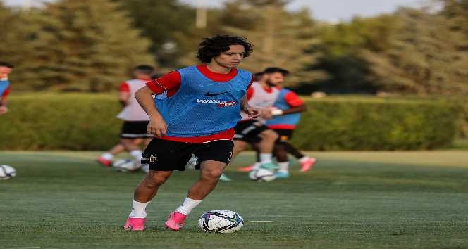 Kayserispor, Emre Demir’in Barcelona’ya transferini açıkladı